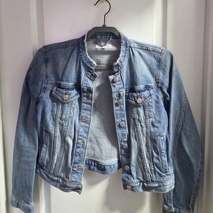 Light Wash Denim Jacket - Casual Jean Jacket
